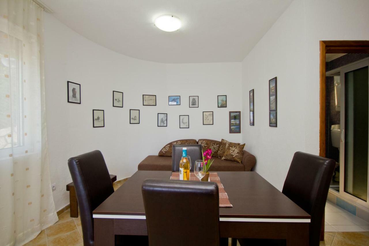 Apartments Dora Dobra Voda Exterior photo