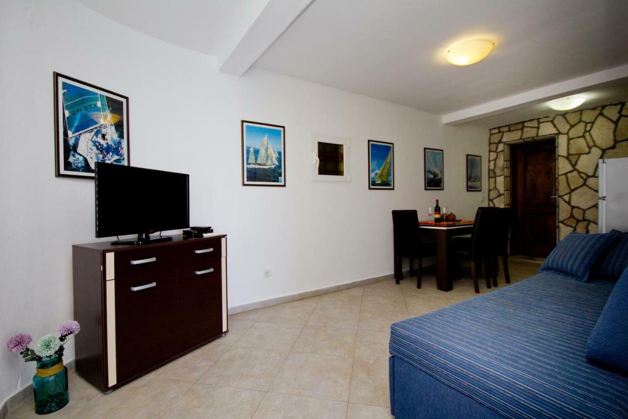 Apartments Dora Dobra Voda Exterior photo